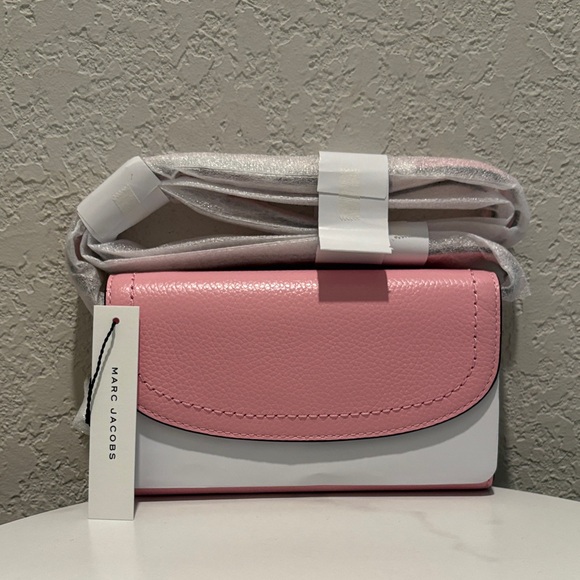 NWT Marc Jacobs Bubble Gum Crossbody Women's Bag - Picture 1 of 4